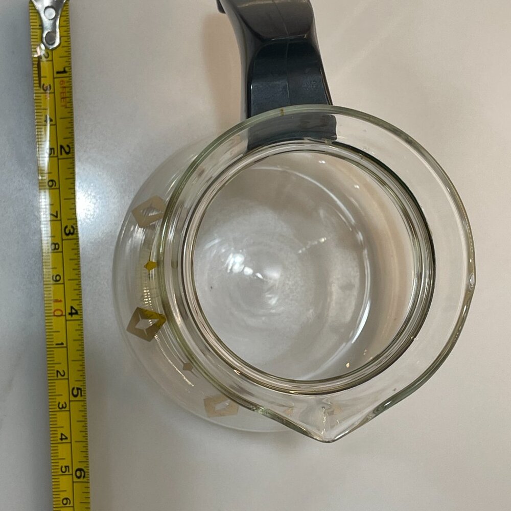 Vintage Pyrex Glass Coffee Carafe - Picture 13 of 16